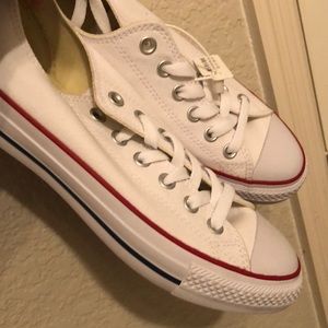 White converse shoes